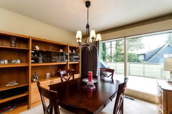 4302 Carolyn Drive, North Vancouver For Sale - image 11