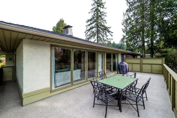 4302 Carolyn Drive, North Vancouver For Sale - image 13