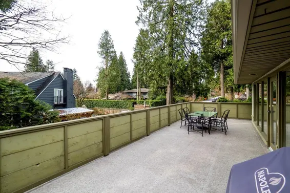 4302 Carolyn Drive, North Vancouver For Sale - image 15