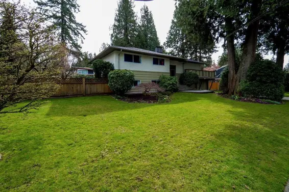 4302 Carolyn Drive, North Vancouver For Sale - image 28