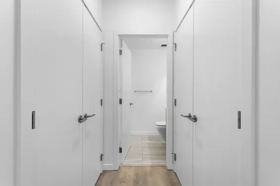 201 725 Marine Drive, North Vancouver For Sale - image 16