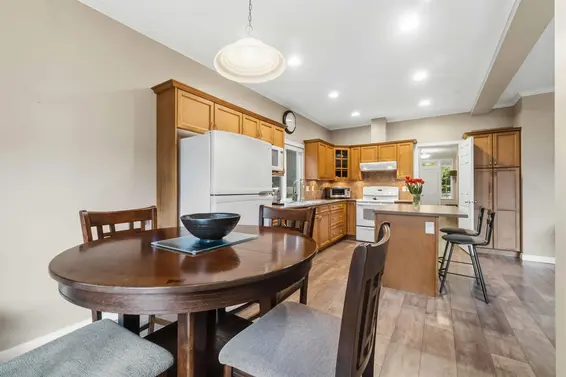 4268 Hoskins Road, North Vancouver For Sale - image 13