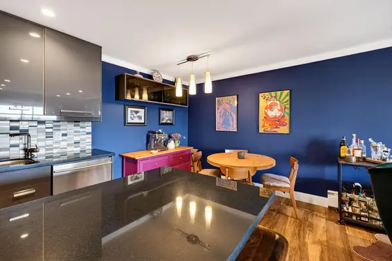 307 252 West 2nd Street, North Vancouver For Sale - image 17
