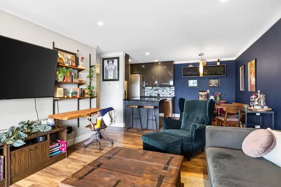 307 252 West 2nd Street, North Vancouver For Sale - image 8