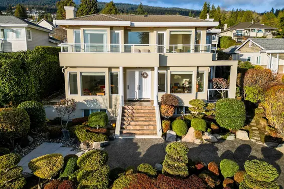 2133 Ottawa Avenue, West Vancouver