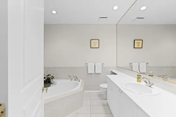 302 1145 East 29th Street, North Vancouver For Sale - image 15