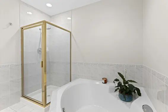 302 1145 East 29th Street, North Vancouver For Sale - image 16