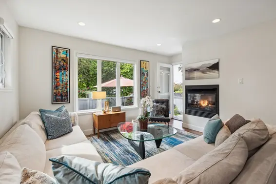 1589 Bowser Avenue, North Vancouver For Sale - image 19