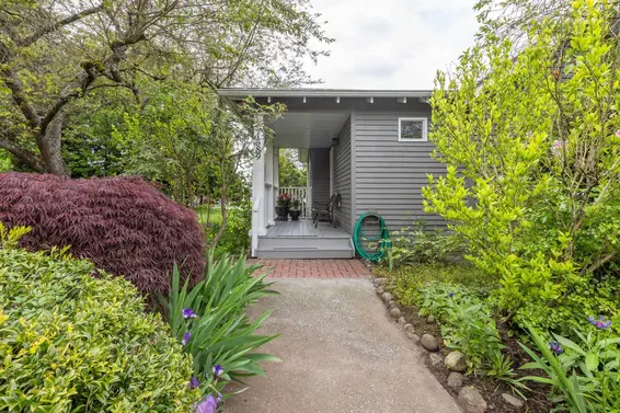 1589 Bowser Avenue, North Vancouver For Sale - image 2