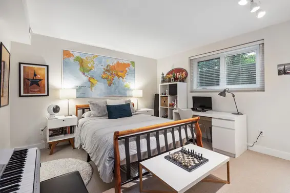 1589 Bowser Avenue, North Vancouver For Sale - image 32