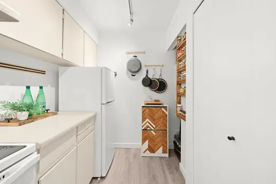 1884 Purcell Way, North Vancouver For Sale - image 10