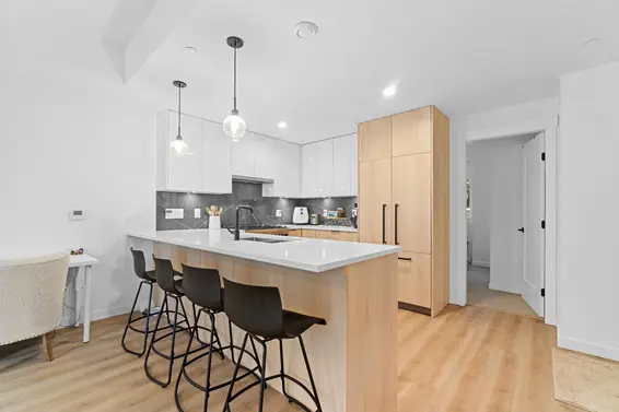 5 237 Ridgeway Avenue, North Vancouver For Sale - image 5