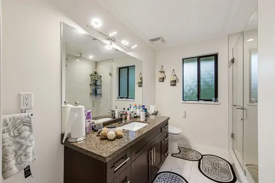 212 West Balmoral Road, North Vancouver For Sale - image 30