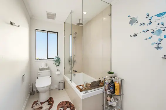212 West Balmoral Road, North Vancouver For Sale - image 35