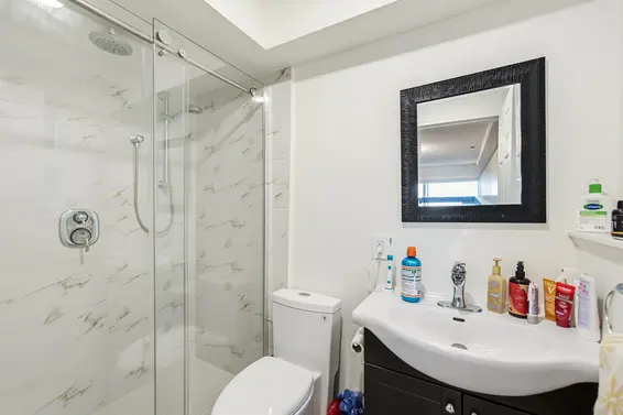 212 West Balmoral Road, North Vancouver For Sale - image 8