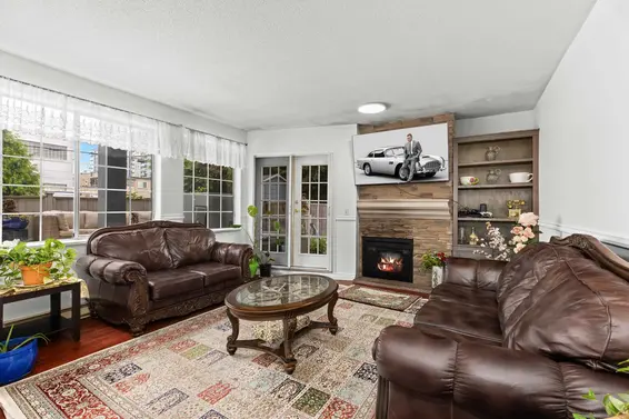 110 125 West 18th Street, North Vancouver For Sale - image 3