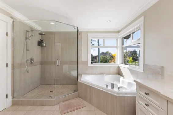358 West 15th Street, North Vancouver For Sale - image 22