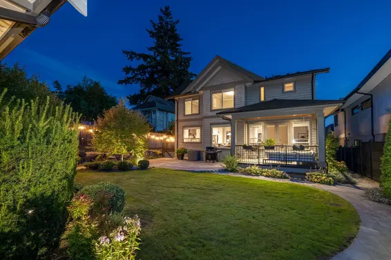 358 West 15th Street, North Vancouver For Sale - image 37