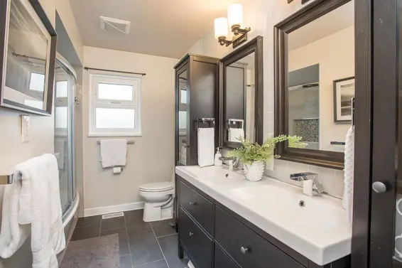 1671 Mountain Highway, North Vancouver For Sale - image 18