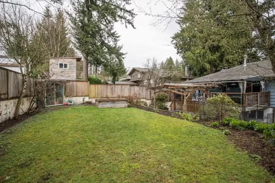 1671 Mountain Highway, North Vancouver For Sale - image 24