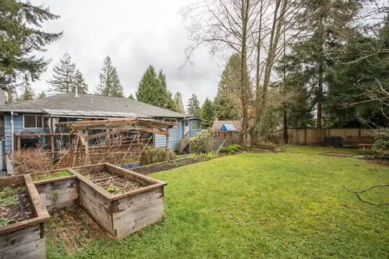 1671 Mountain Highway, North Vancouver For Sale - image 25