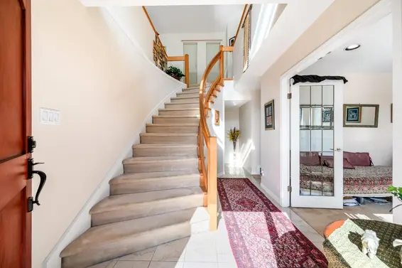 4815 Headland Close, West Vancouver For Sale - image 28