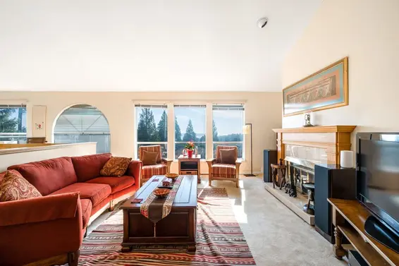 4815 Headland Close, West Vancouver For Sale - image 8