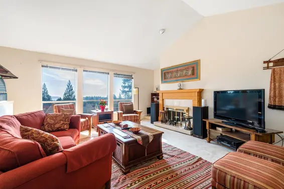 4815 Headland Close, West Vancouver For Sale - image 9