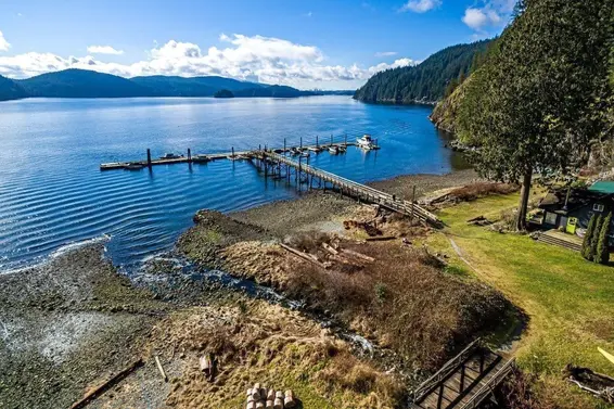 6 Brighton Beach, North Vancouver For Sale - image 2