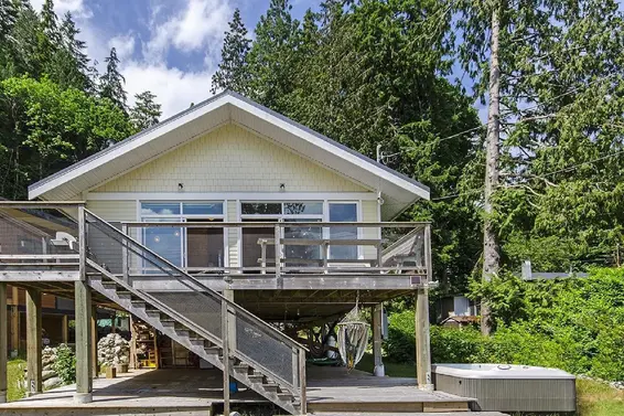 6 Brighton Beach, North Vancouver For Sale - image 3