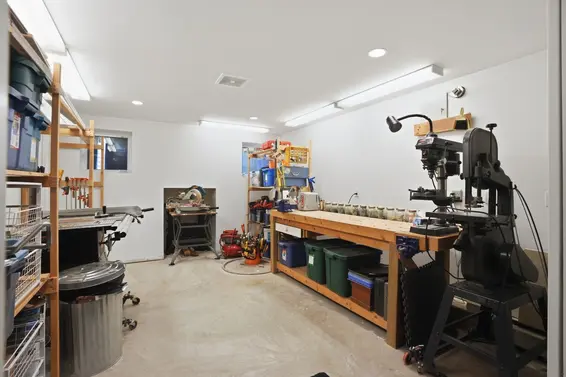 1491 Norton Court, North Vancouver For Sale - image 33