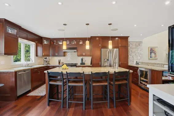 1491 Norton Court, North Vancouver For Sale - image 9