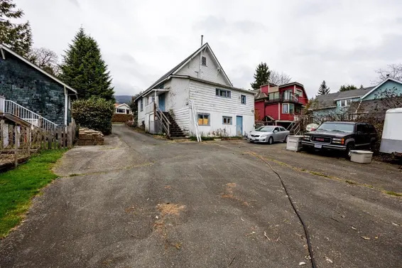 131 East Kings Road, North Vancouver For Sale - image 16