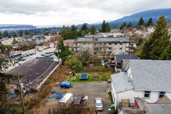 131 East Kings Road, North Vancouver For Sale - image 2