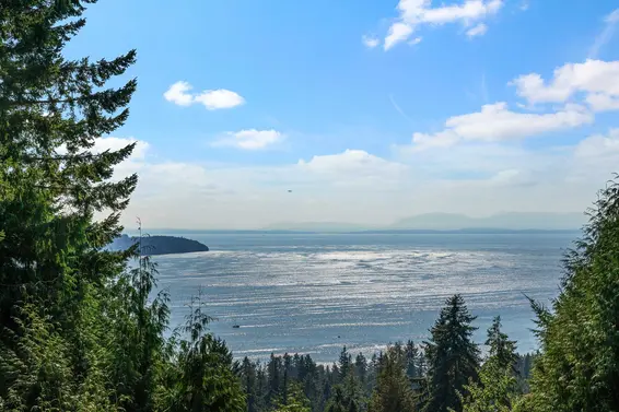 2235 Chairlift Road, West Vancouver For Sale - image 2
