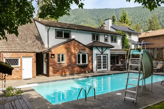 971 Canyon Boulevard, North Vancouver For Sale - image 3