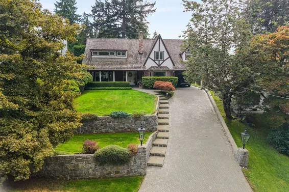 971 Canyon Boulevard, North Vancouver For Sale - image 37