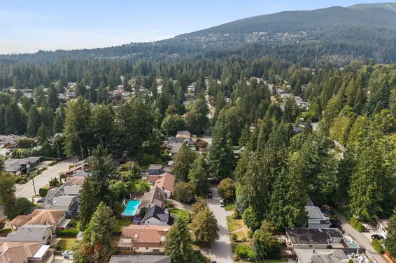 971 Canyon Boulevard, North Vancouver For Sale - image 39