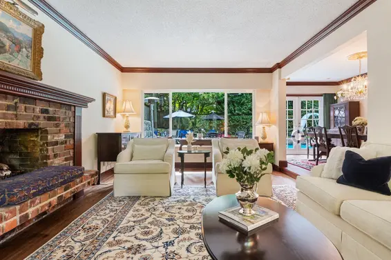 971 Canyon Boulevard, North Vancouver For Sale - image 9
