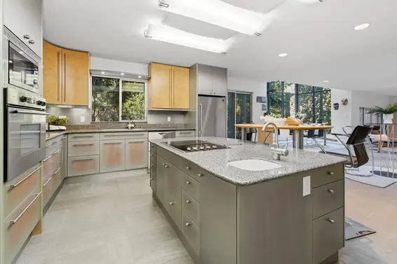 1260 Seymour Boulevard, North Vancouver For Sale - image 11