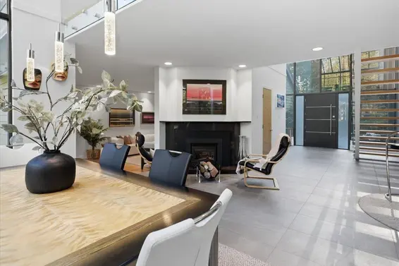 1260 Seymour Boulevard, North Vancouver For Sale - image 7