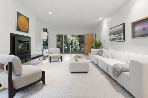 1260 Seymour Boulevard, North Vancouver For Sale - image 9