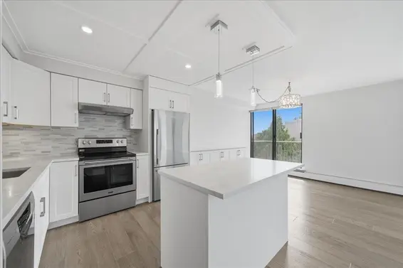 802 1745 Esquimalt Avenue, West Vancouver For Sale - image 19