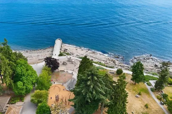 802 1745 Esquimalt Avenue, West Vancouver For Sale - image 2
