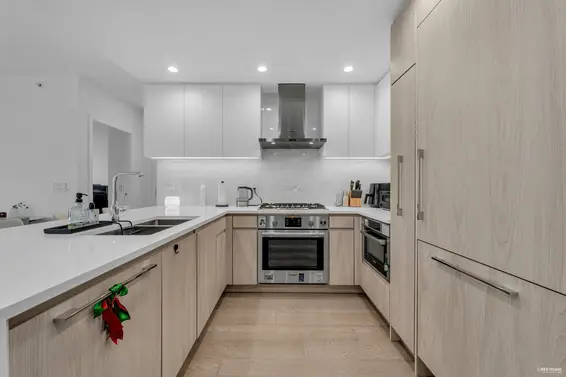 308 177 West 3rd Street, North Vancouver For Sale - image 5