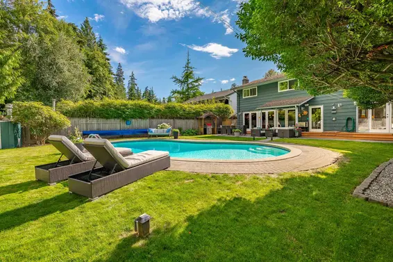 2864 Bushnell Place, North Vancouver For Sale - image 3