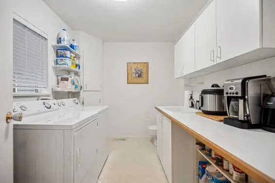 1089 Kilmer Road, North Vancouver For Sale - image 17