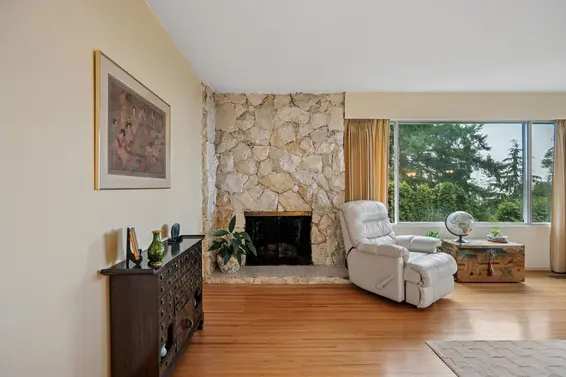 1089 Kilmer Road, North Vancouver For Sale - image 5
