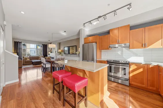 716 Orwell Street, North Vancouver For Sale - image 3