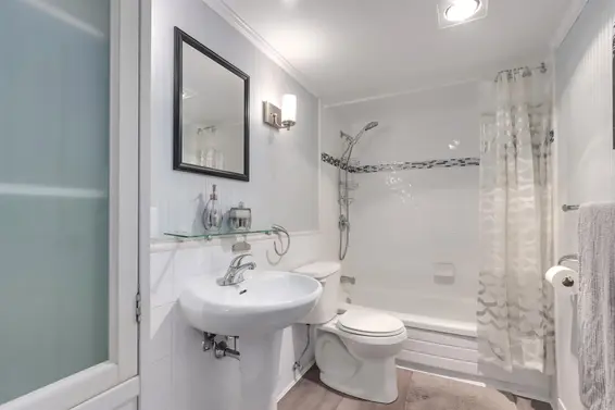 303 2004 Fullerton Avenue, North Vancouver For Sale - image 16